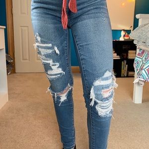 american eagle ripped jeans